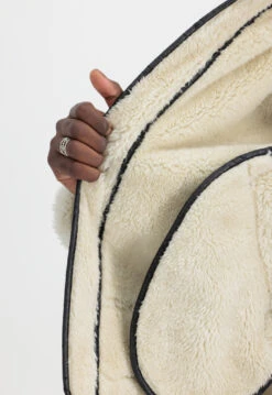 Alpha Industries B-3 Black Leather Bomber Fur Jacket -Us Military Jacket Alpha Industries B 3 Black Bomber Fur Jacket 1