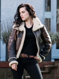 Katie Mcgrath Shearling Jacket -Us Military Jacket Katie McGrath 2024 Jacket